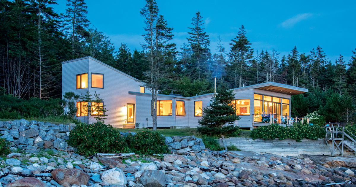 Pemaquid Point, Maine Retro Revival Maine Homes by Down East